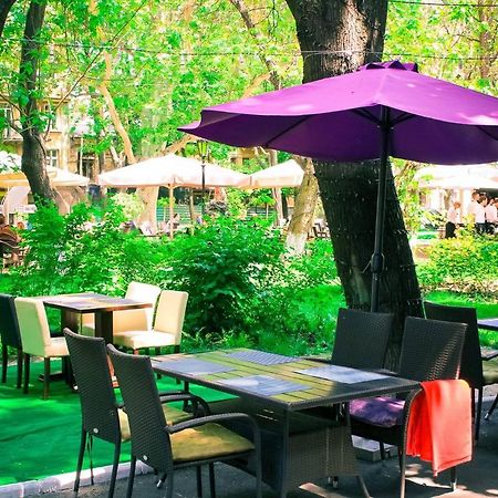Hotel Maman Одеса Екстериор снимка
