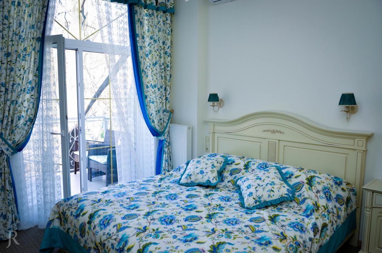Hotel Maman Одеса Екстериор снимка