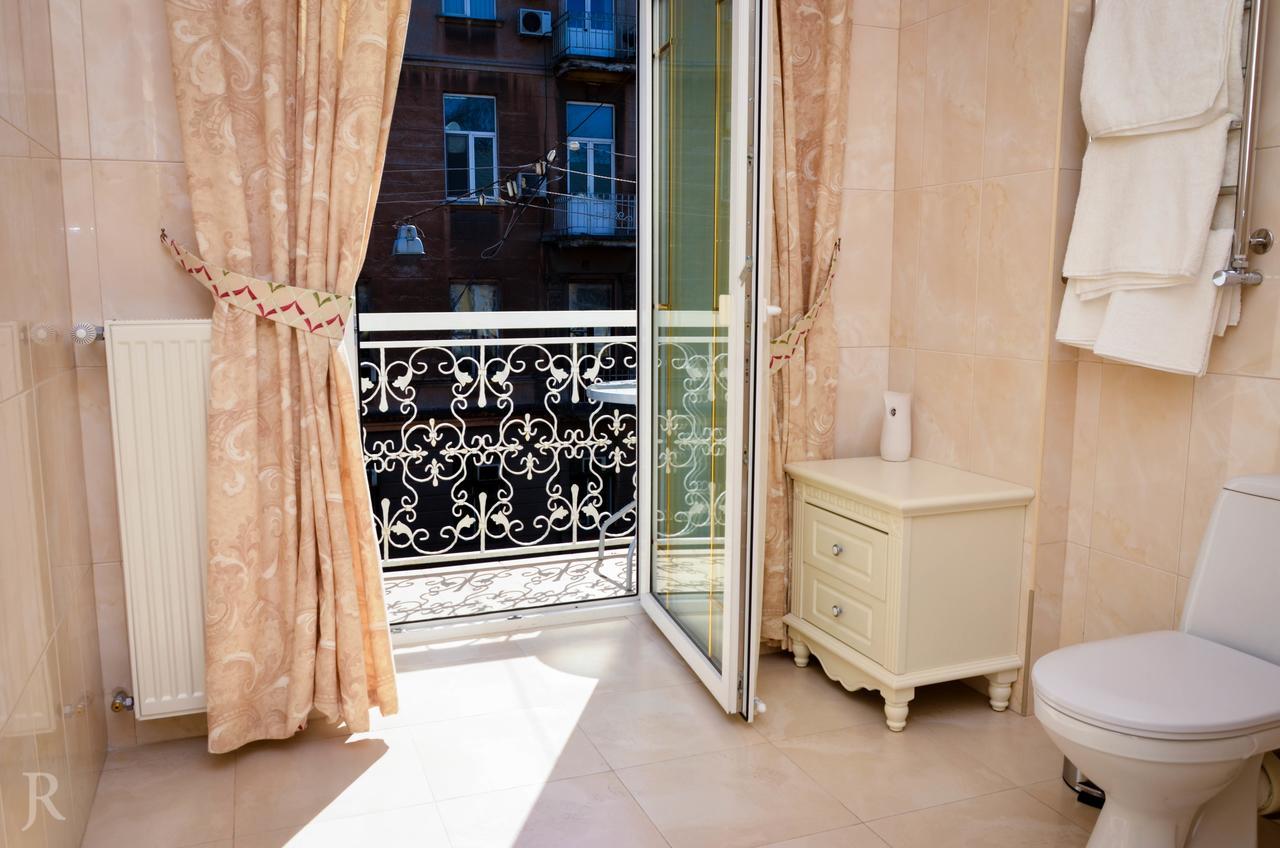 Hotel Maman Одеса Екстериор снимка