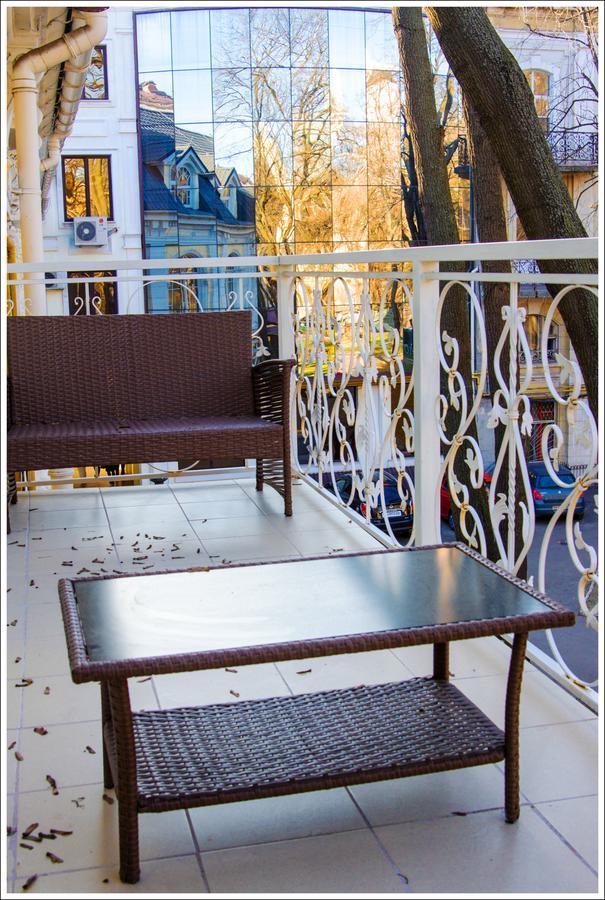 Hotel Maman Одеса Екстериор снимка